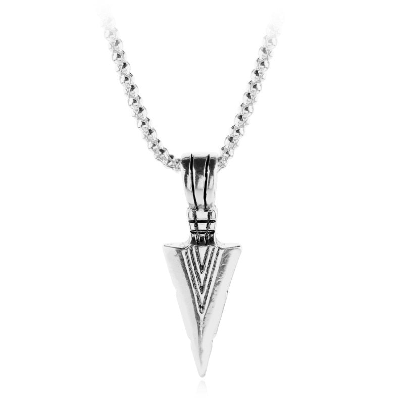 Necklace with Arrow Pendant