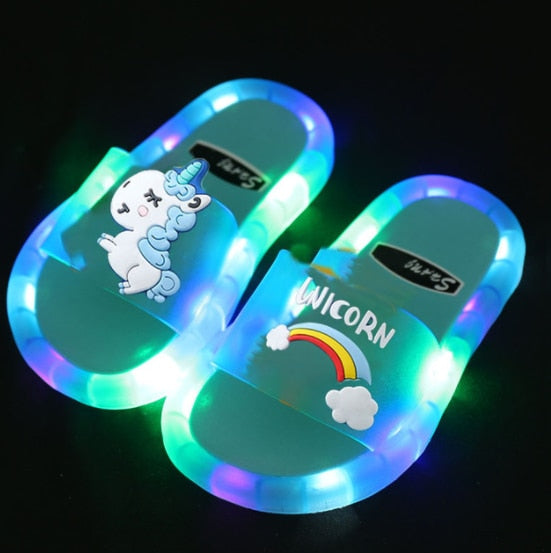 Children‘s Light Up Slippers/Sandals