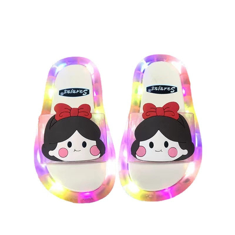 Children‘s Light Up Slippers/Sandals