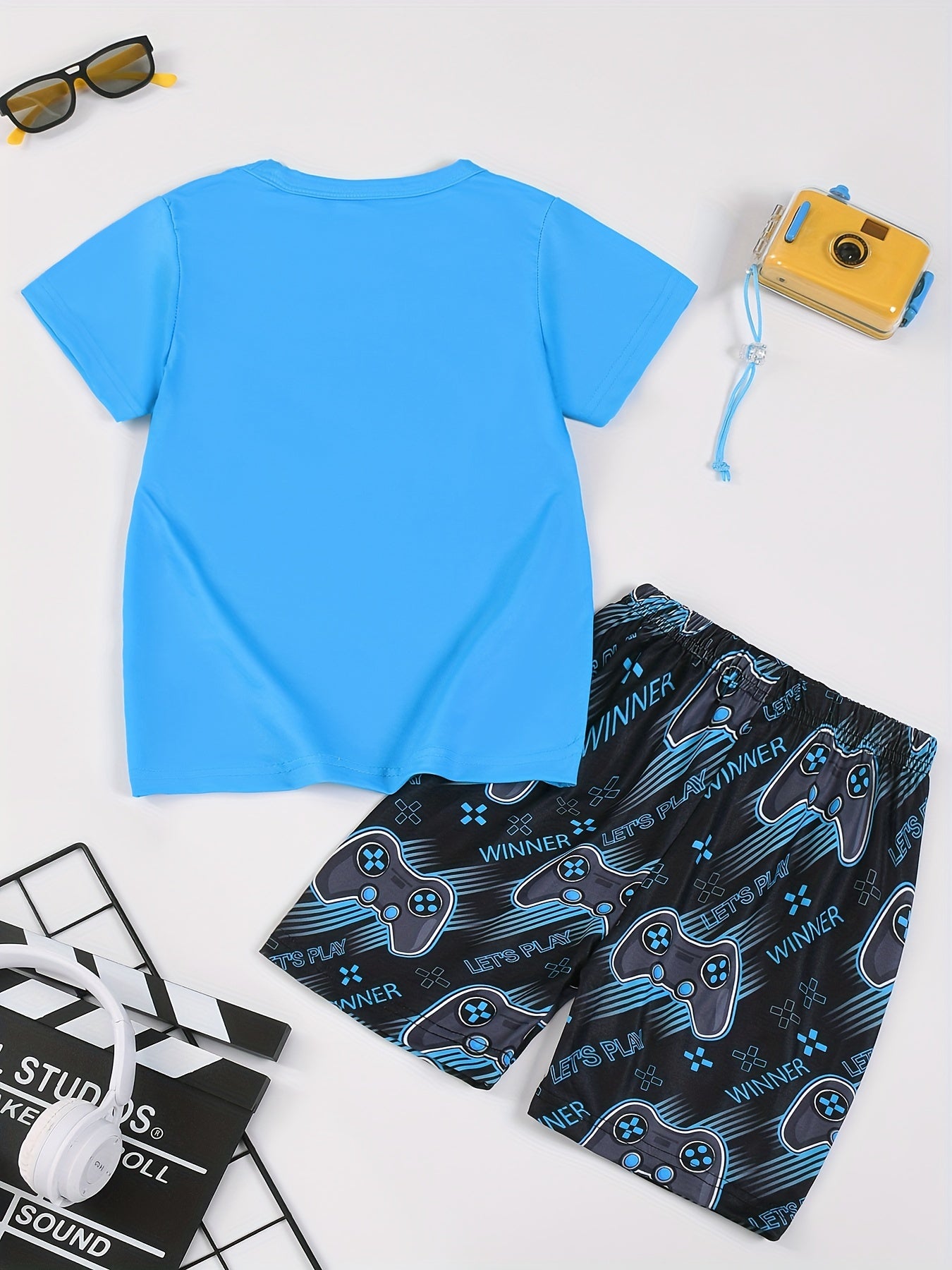 Boys 2-piece Pajama Set Cartoon Gamepad Print Crew Neck Short Sleeve T-shirt + Full Print Matching Shorts Comfy Loungewear