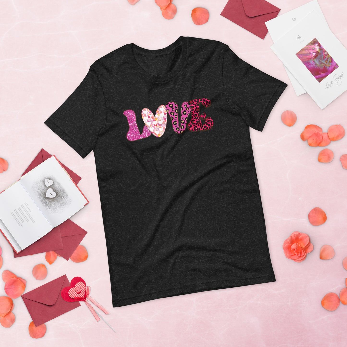 Love Valentine's Day Unisex t-shirt