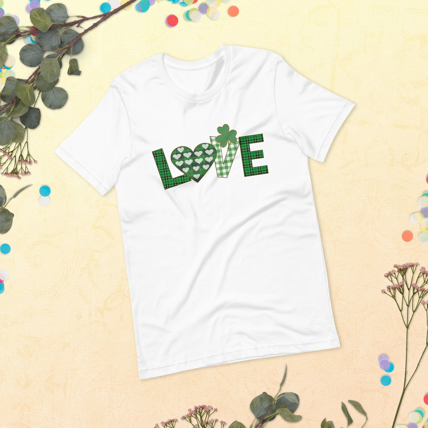 St. Patrick's Day Love Clover Unisex t-shirt